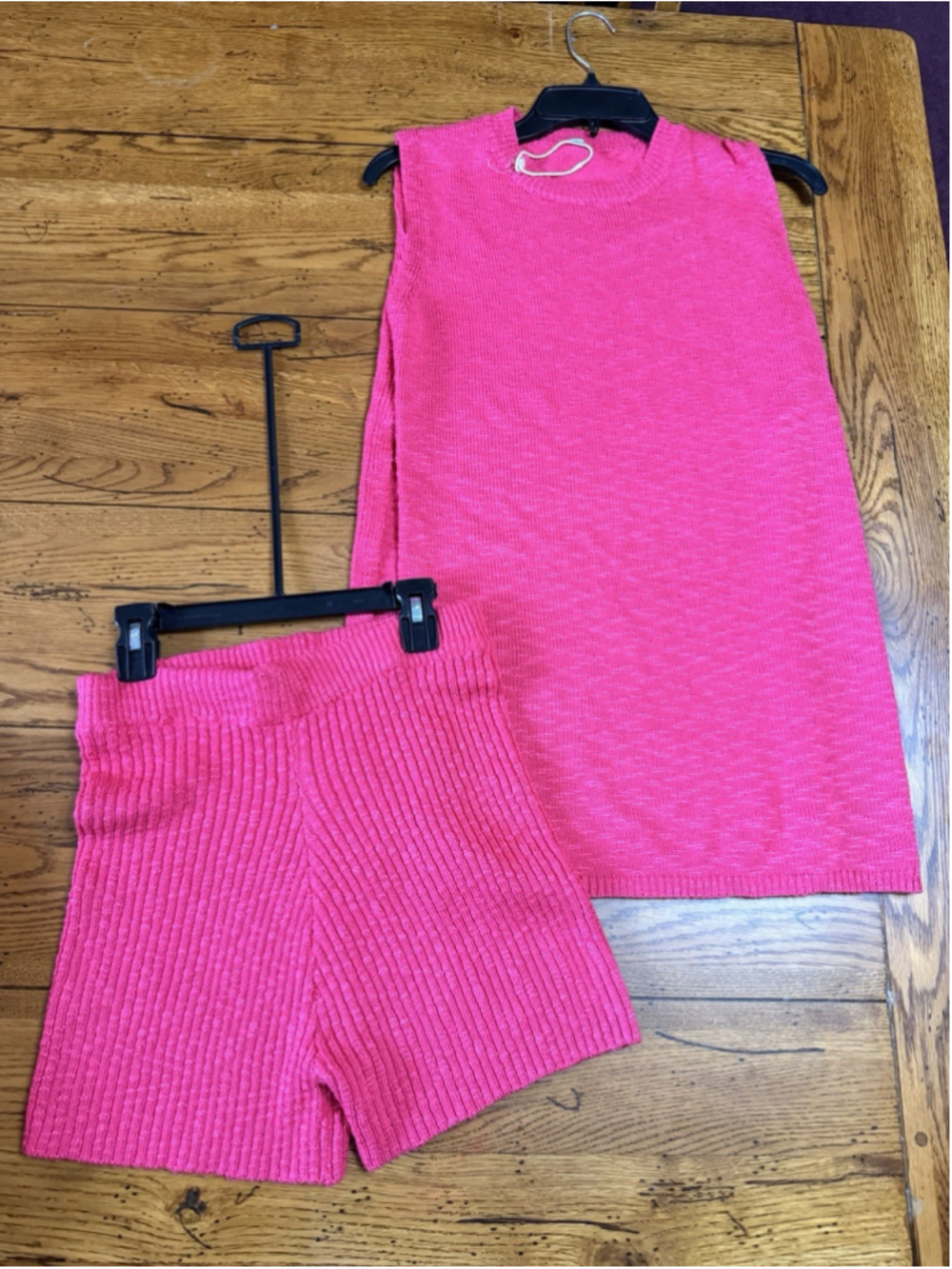 Knit Shorts and Tank Top Set Women Sz S Pink New w/tags O19